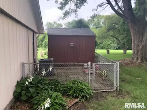 2335 Hampton Dr, Springfield, IL 62704 photo 15