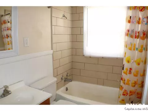 2076 N 19th St, Springfield, IL 62702 photo 14