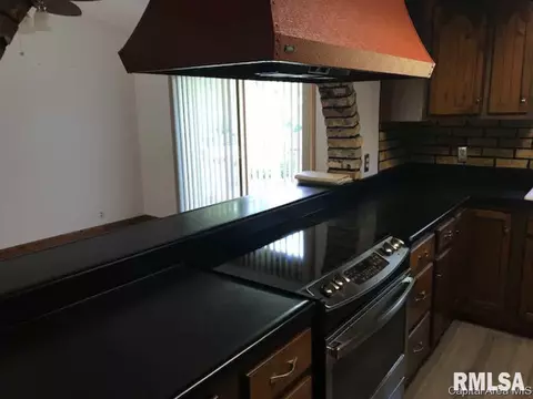 3340 Neptune, Springfield, IL 62707 photo 4