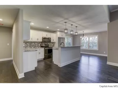 501 Rock River Rd, Springfield, IL 62711 photo 12