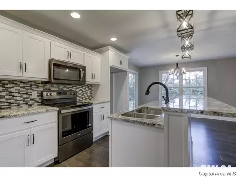 501 Rock River Rd, Springfield, IL 62711 photo 16