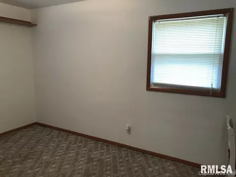 8 Garnet Ct, Springfield, IL 62703 photo 7