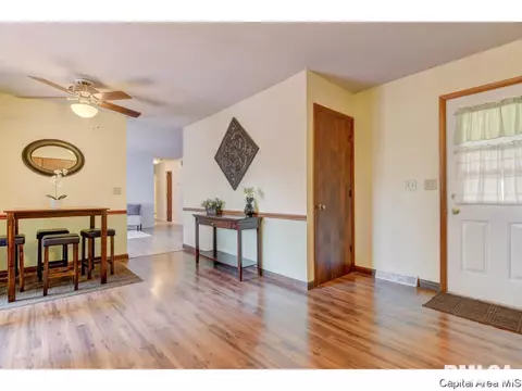 3413 Saint Francis Dr, Springfield, IL 62703 photo 8
