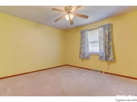 3413 Saint Francis Dr, Springfield, IL 62703 photo 15