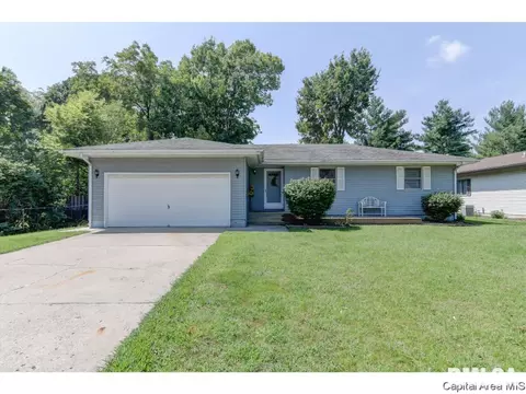 3413 Saint Francis Dr, Springfield, IL 62703 photo 1