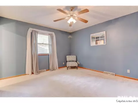 3413 Saint Francis Dr, Springfield, IL 62703 photo 11