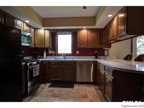 2455 Lindbergh Blvd, Springfield, IL 62704 photo 7