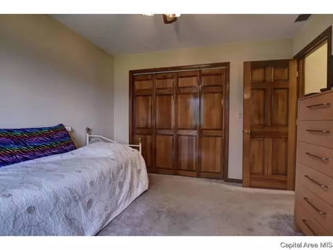 2455 Lindbergh Blvd, Springfield, IL 62704 photo 18