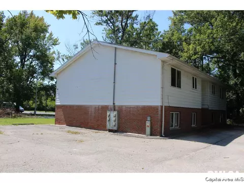 305 Bruns Ln, Springfield, IL 62704 photo 4