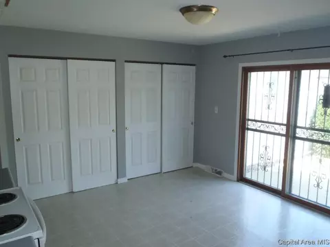 2605 Cooper Ave, Springfield, IL 62704 photo 3