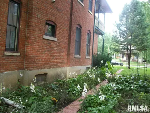 903 N 07th, Springfield, IL 62702 photo 4