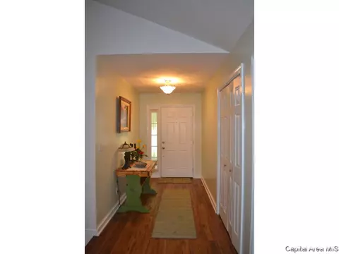 4640 Barrington, Springfield, IL 62711 photo 3