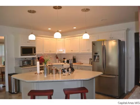 4640 Barrington, Springfield, IL 62711 photo 7