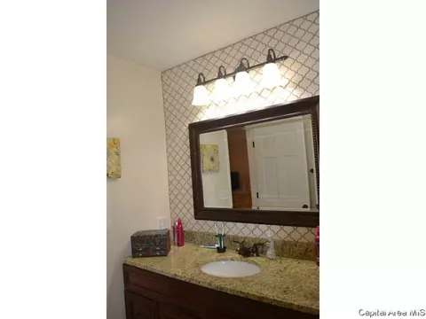 4640 Barrington, Springfield, IL 62711 photo 19
