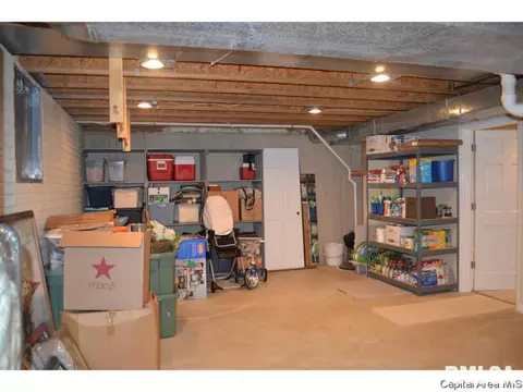 4640 Barrington, Springfield, IL 62711 photo 31