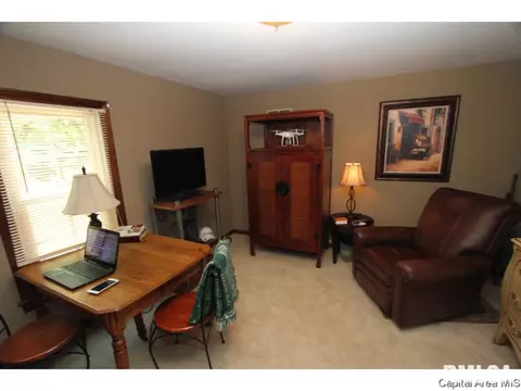 1515 W Edwards, Springfield, IL 62704 photo 21