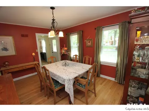 1515 W Edwards, Springfield, IL 62704 photo 8