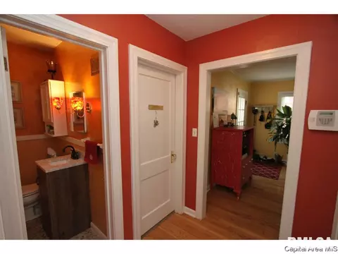 1515 W Edwards, Springfield, IL 62704 photo 23