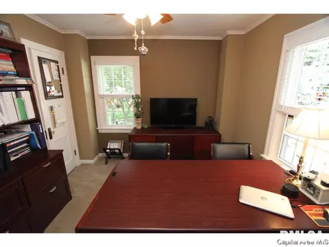 1515 W Edwards, Springfield, IL 62704 photo 10