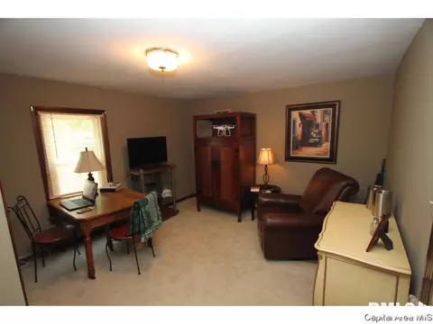 1515 W Edwards, Springfield, IL 62704 photo 19