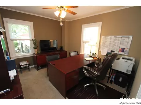 1515 W Edwards, Springfield, IL 62704 photo 9