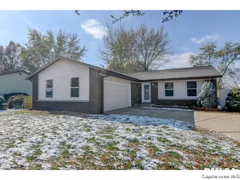 51 Roundtable, Springfield, IL 62704 photo 1