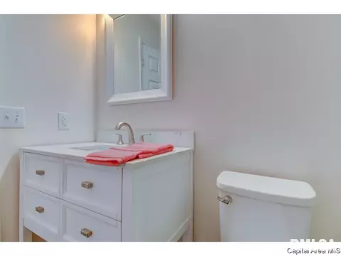 51 Roundtable, Springfield, IL 62704 photo 24