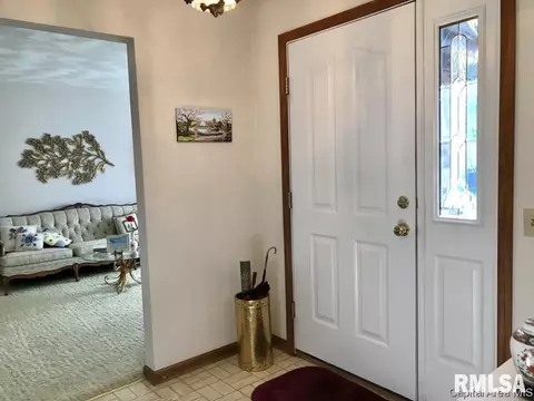 3312 Ivyton Dr, Springfield, IL 62704 photo 4