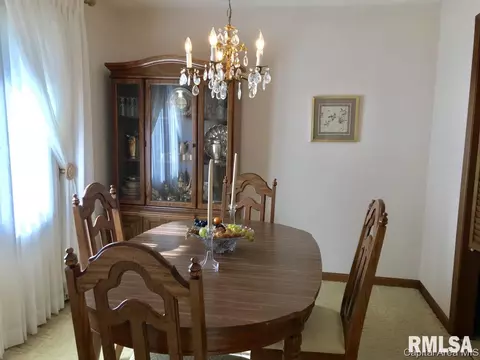 3312 Ivyton Dr, Springfield, IL 62704 photo 9