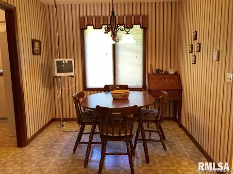 3312 Ivyton Dr, Springfield, IL 62704 photo 12
