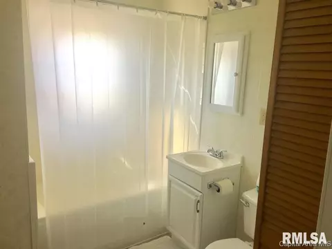 2314 E Black Ave, Springfield, IL 62702 photo 6