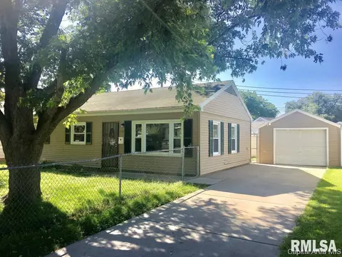 2314 E Black Ave, Springfield, IL 62702 photo 2