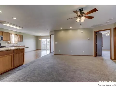 1803 Plover Rd, Springfield, IL 62711 photo 4