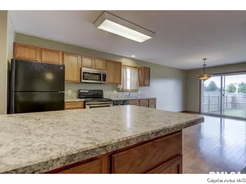 1803 Plover Rd, Springfield, IL 62711 photo 7
