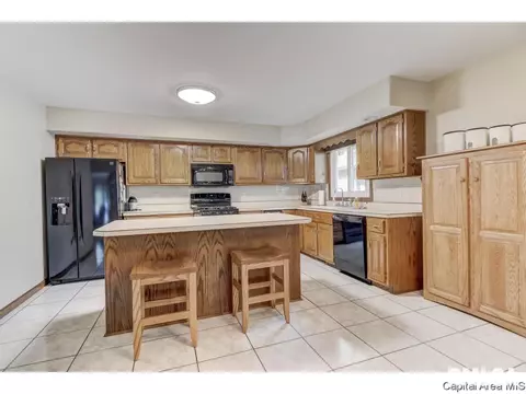 1108 Wakefield Dr, Springfield, IL 62704 photo 8