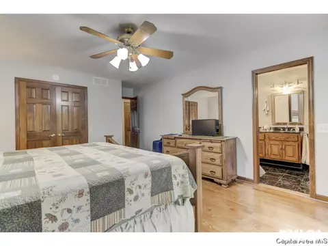 1108 Wakefield Dr, Springfield, IL 62704 photo 19