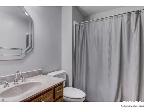1108 Wakefield Dr, Springfield, IL 62704 photo 25