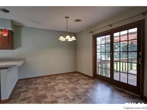 104 Dante Dr, Springfield, IL 62703 photo 8