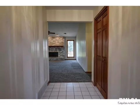 104 Dante Dr, Springfield, IL 62703 photo 3