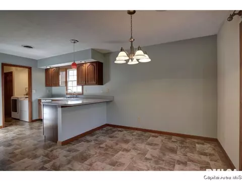 104 Dante Dr, Springfield, IL 62703 photo 9