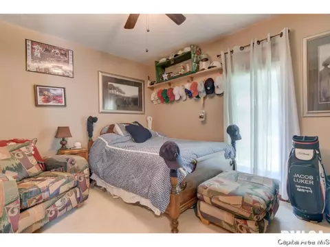 20 Wildwood Road, Springfield, IL 62704 photo 8