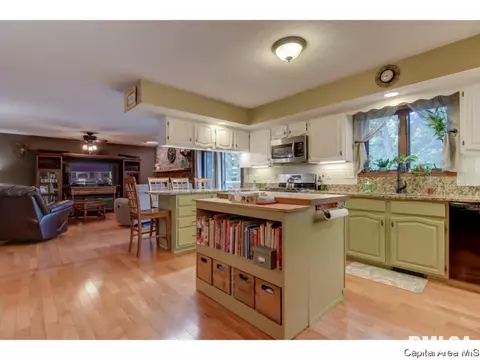 20 Wildwood Road, Springfield, IL 62704 photo 23
