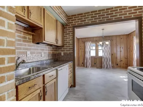 2824 S 5th St, Springfield, IL 62703 photo 10