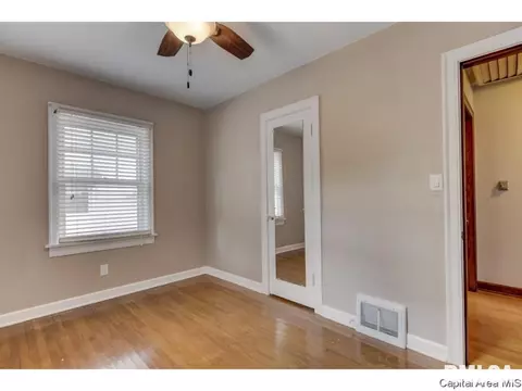 2824 S 5th St, Springfield, IL 62703 photo 17