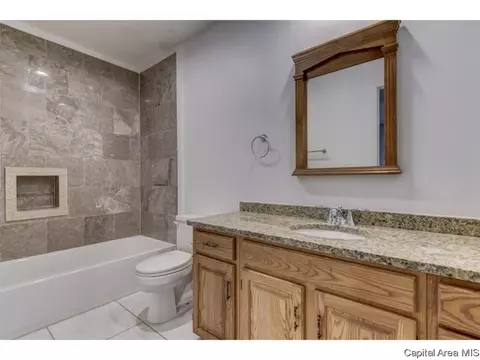21 Hollybrook Dr, Springfield, IL 62702 photo 20