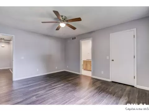 21 Hollybrook Dr, Springfield, IL 62702 photo 18