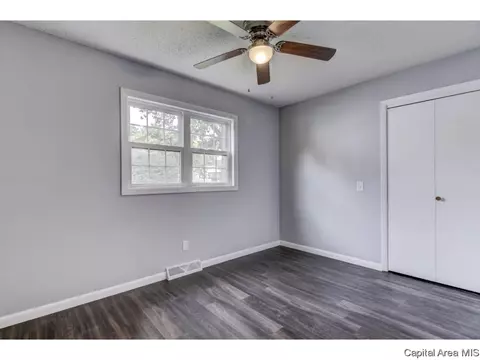 21 Hollybrook Dr, Springfield, IL 62702 photo 13