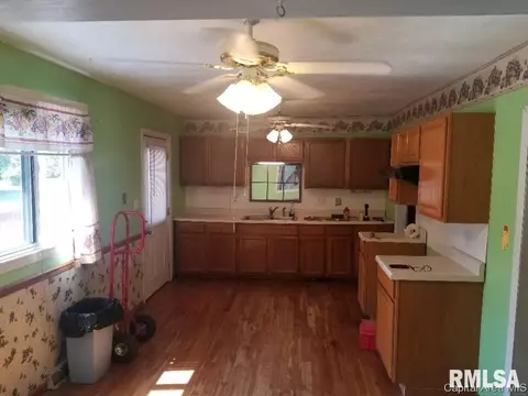 849 N Ohio, Springfield, IL 62702 photo 4