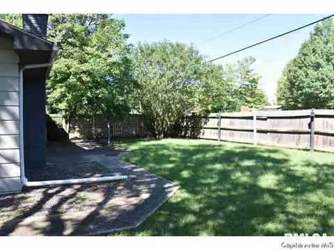 2 Oakmont Dr, Springfield, IL 62704 photo 15