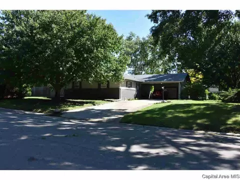2 Oakmont Dr, Springfield, IL 62704 photo 1